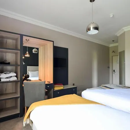 מלון Abbey Court 3*