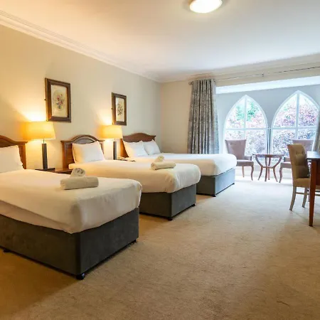 Abbey Court Hotel 3*