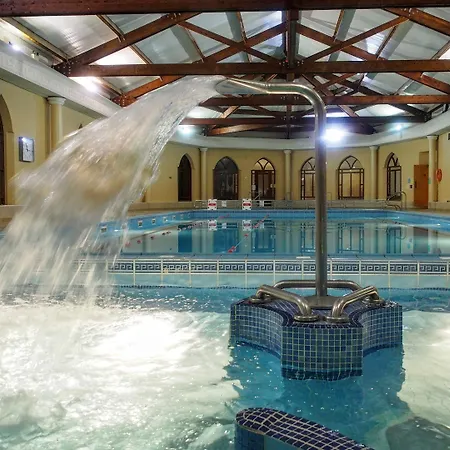 Abbey Court Hotel 3*
