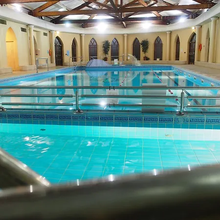 Abbey Court מלון ננאג