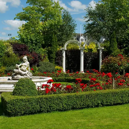 Отель Abbey Court 3*