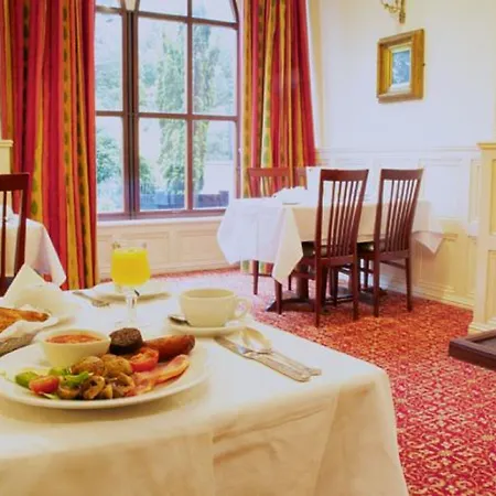Abbey Court Otel 3*