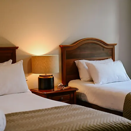 Hotel Abbey Court