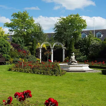 Abbey Court 3* ננאג
