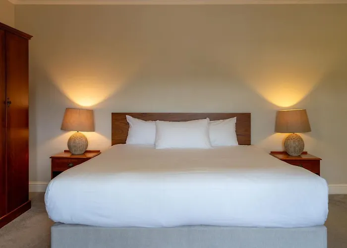 Hotel Abbey Court
