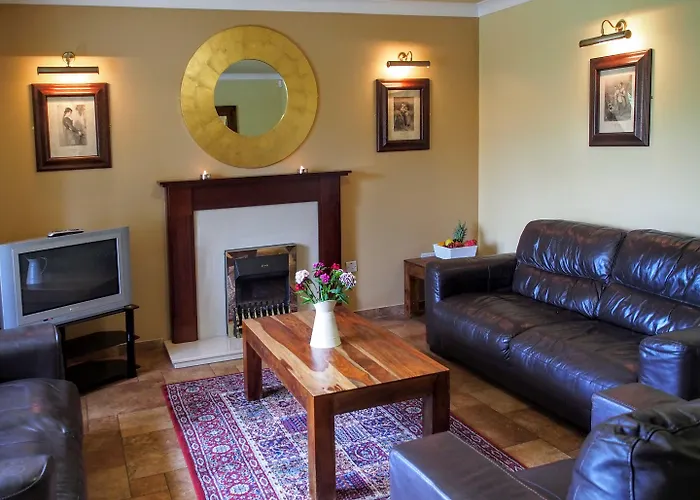 Abbey Court Hotel 3*