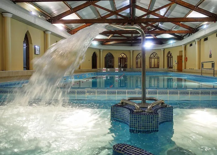 Abbey Court Hotel 3*