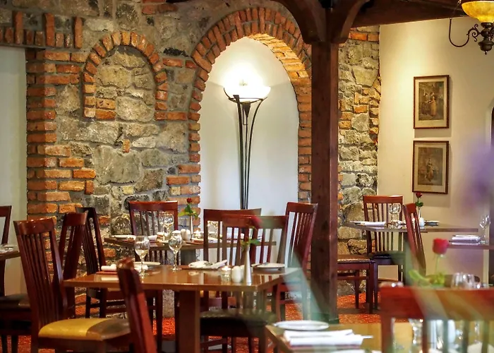 Hotel Abbey Court 3*